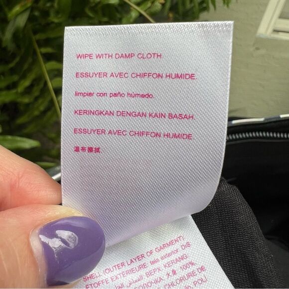 Trina Turk  Jardin de Paris Double Handled Floral Print Faux Leather Tote NWT - Picture 7 of 8